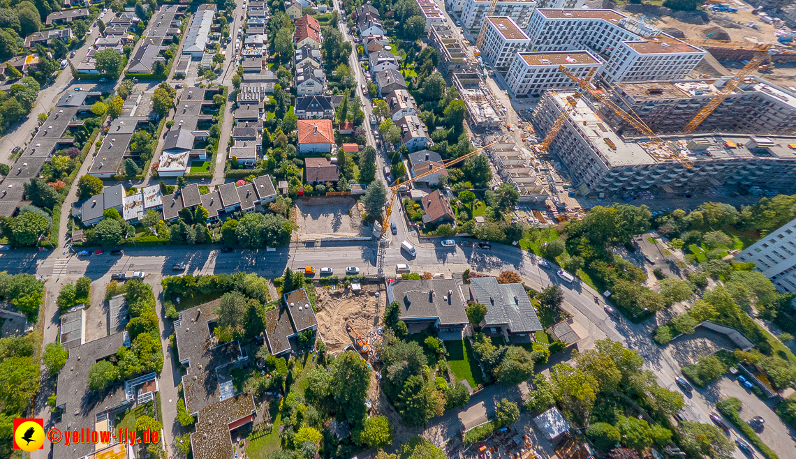 02.09.2022 - Baustelle Grundschule am Karl-Marx-Ring und Villa in der Niederalmstraße 16 in Neuperlach